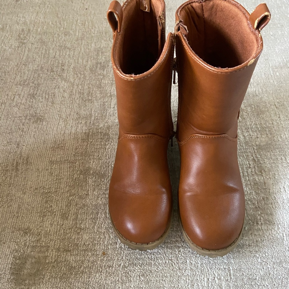 3 for $25 - Old Navy brown Leather Boots